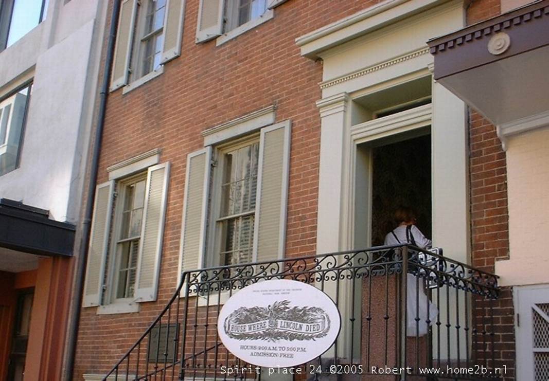 Beschrijving: 24-house where Lincoln died-800pixels-85perc