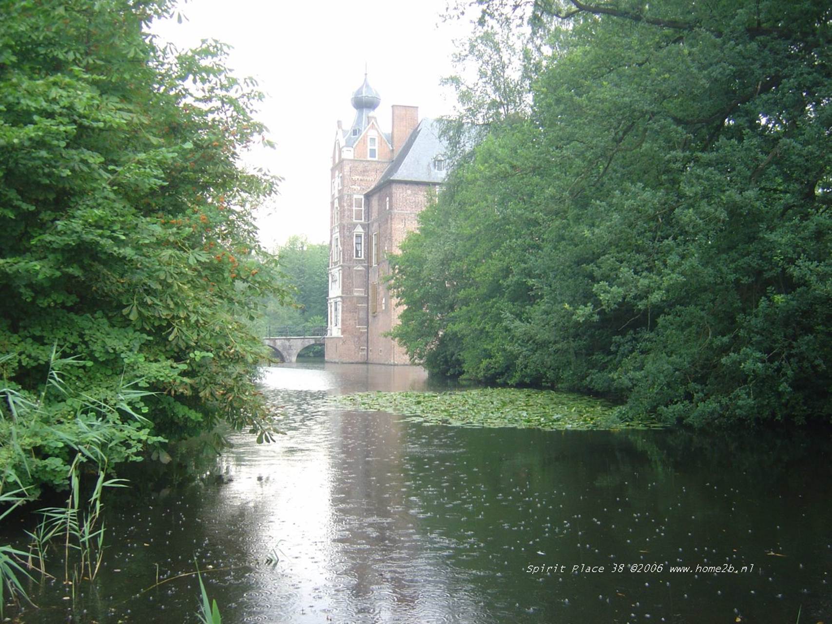 Beschrijving: 38-cannenburg-castleintherain-1280pix-85perc